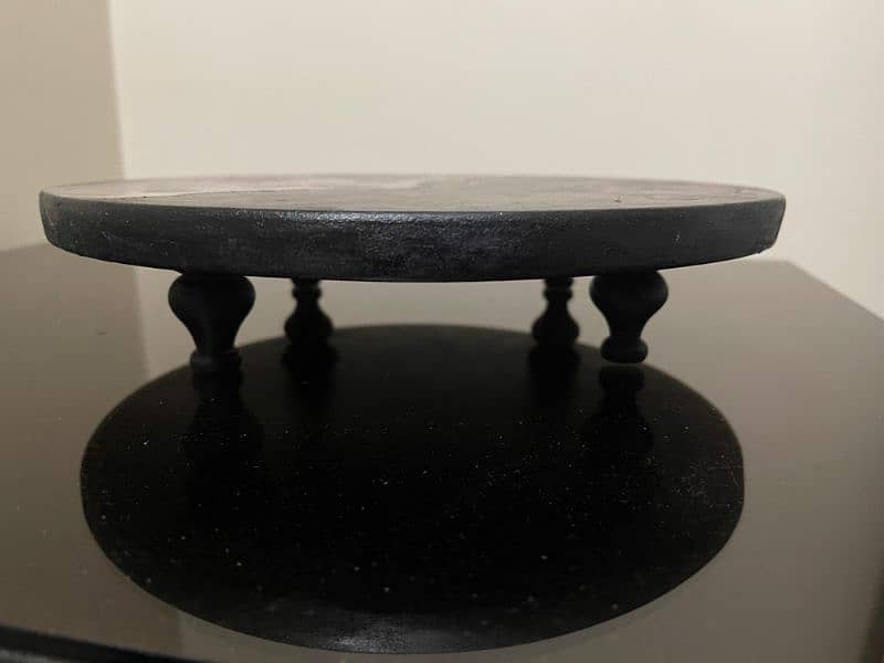 Customised Tissue Box & Circular platform 0