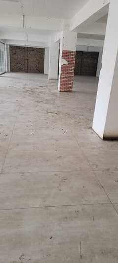 G/11 4200sq open space available for rent real piks