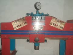 Hydraulic Press machine 30 ton