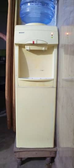 ORIENT WATER DISPENSER WITH REFRIGERATOR
