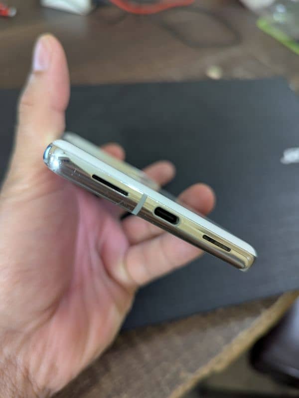Google Pixel 7 pro 128gb 3