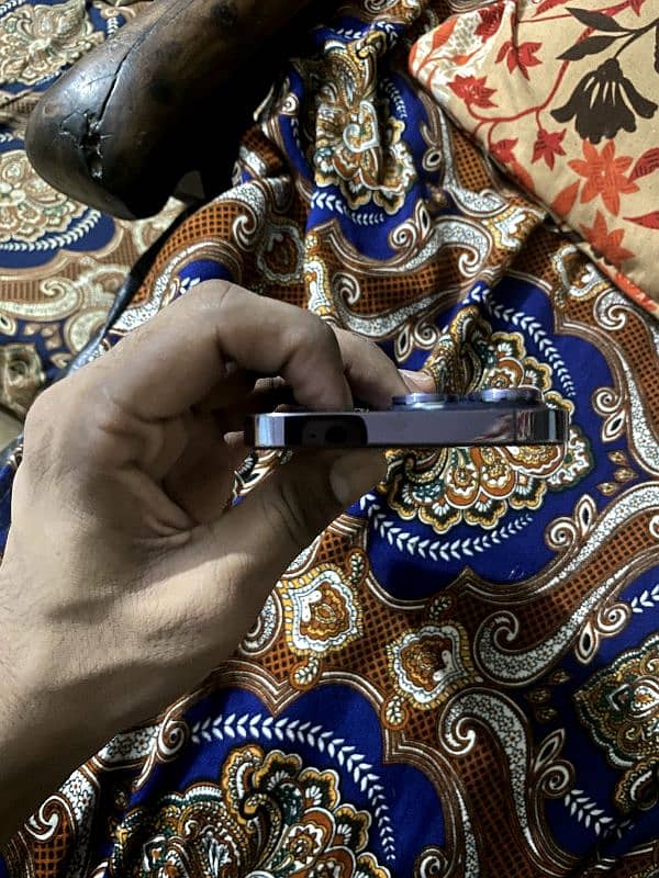 I phone 14 pro max PTA approved 5