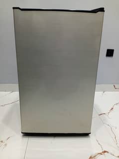 Room Fridge Dawlance