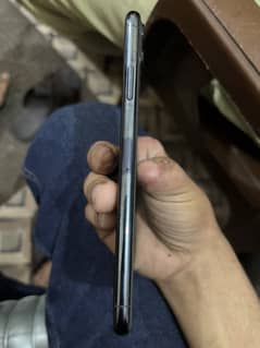 64 GB /80 battery health