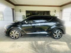 First owner toyota CHR G lEd 4.5 grade