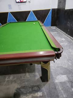 Full Size Snooker Table with Complete Accessories