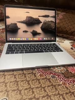 Macbook pro 2016 13 inch 16/512