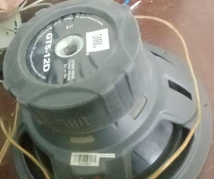 car woofer 4