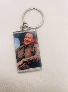 "Imran Khan Smiling Photo Keychain – Stylish Fan Accessory"