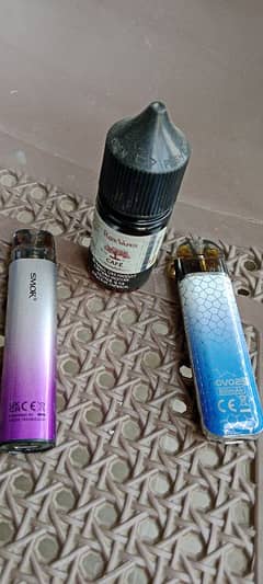 vapes