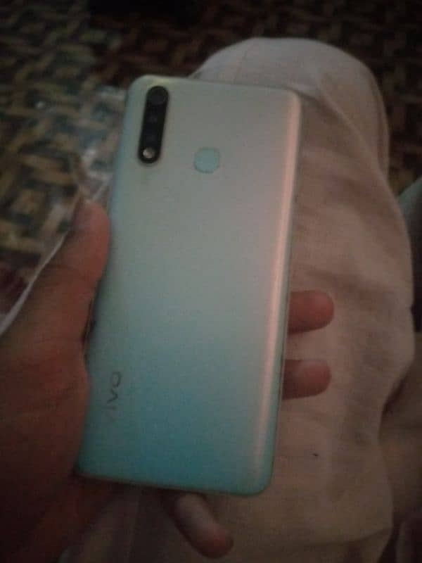 panel change he front camera pe dhool he rough condition he 1
