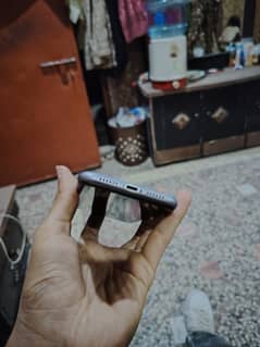 iPhone 11 64gb jv