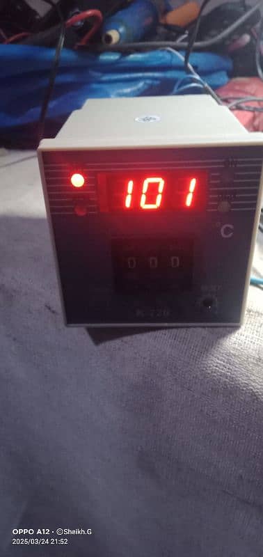 digital temperature controller 3