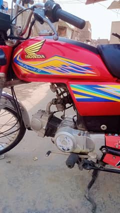 Honda CD 70 2016 condition 10/8 . all document ok.