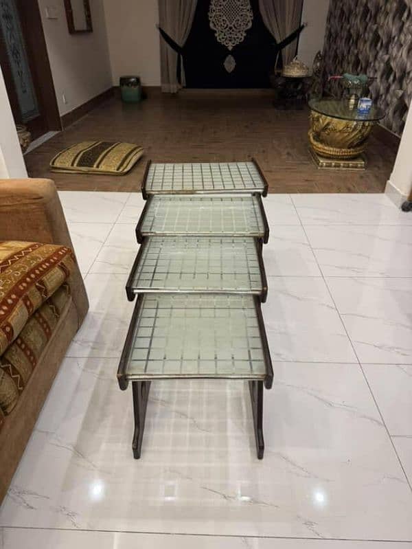 nesting table / coffee tables set of 4 2