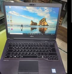 Fujitsu U747 i5 7th Gen