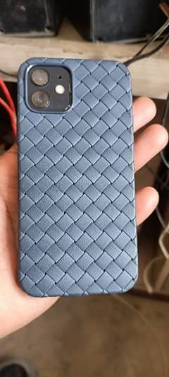 I phone 12 64gb me ha 10/8 ha bas panel me line ha 03408820397