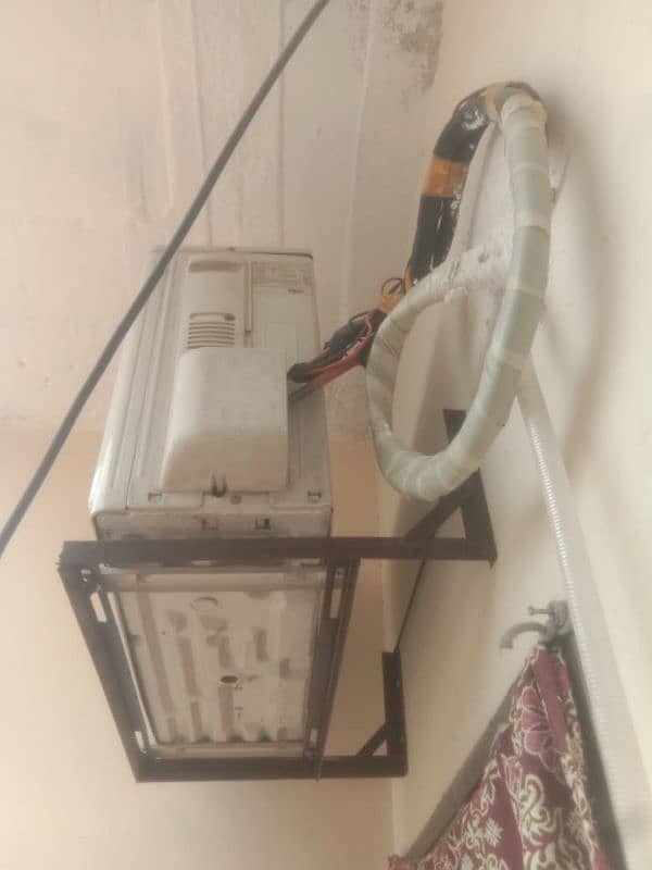 Gree Ac Brand new Condition 6