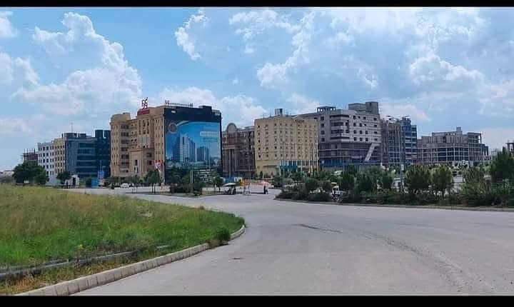 Top City 1 Block C 1 Kanal Plot For Sale Good Location Plot Sun Face 6