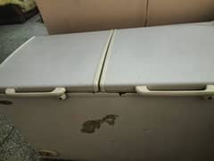 Waves triplet deep freezer