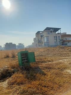 I-14/1 plot 35x60 available for sale.