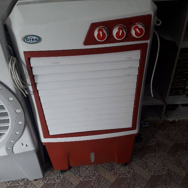 ir Cooler,Room Cooler,AC DC Cooler/Ice Box Water Bottle, Pure plastic 15