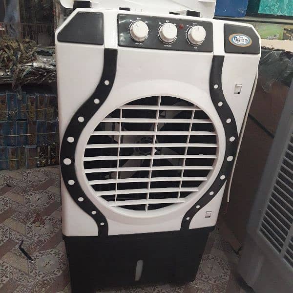 ir Cooler,Room Cooler,AC DC Cooler/Ice Box Water Bottle, Pure plastic 17