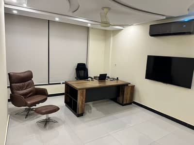 Executive Table/CEO Table/Executive Chair/Office Table