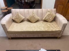 3 2 1 Stylish Sofa Set For Sell