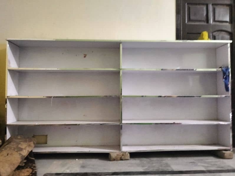 Shopes reception tables or Almari he Billul fresh condition he 2