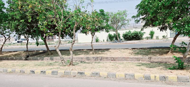 On 60 Feet Road 10 Marla Corner Plot Near Park Mosque And Commercial Market For Sale In C Block LDA Avenue 1 Lahore 14