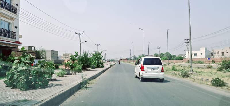On 60 Feet Road 10 Marla Corner Plot Near Park Mosque And Commercial Market For Sale In C Block LDA Avenue 1 Lahore 18
