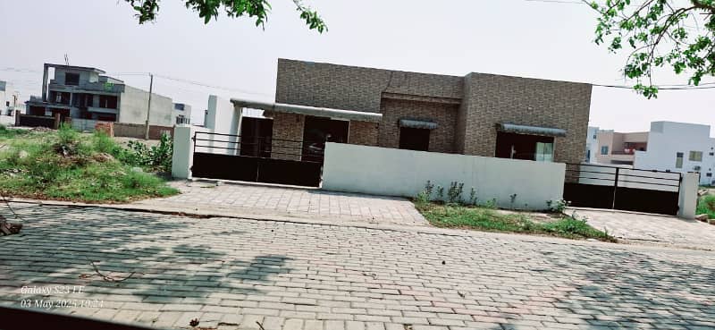 On 60 Feet Road 10 Marla Corner Plot Near Park Mosque And Commercial Market For Sale In C Block LDA Avenue 1 Lahore 23