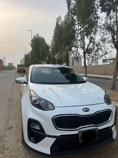 Kia Sportage Alpha 2021 in white color 100% genuine no touchup.