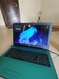 HP 15.6" TOUCHSCREEN LAPTOP.