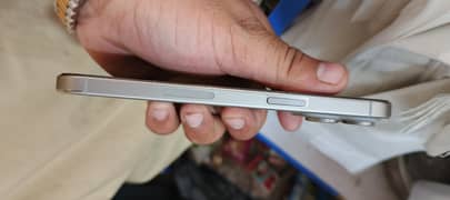 Iphone 15 pro max jv