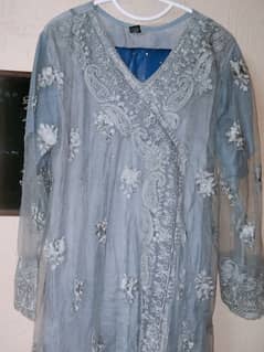 selling a party dress