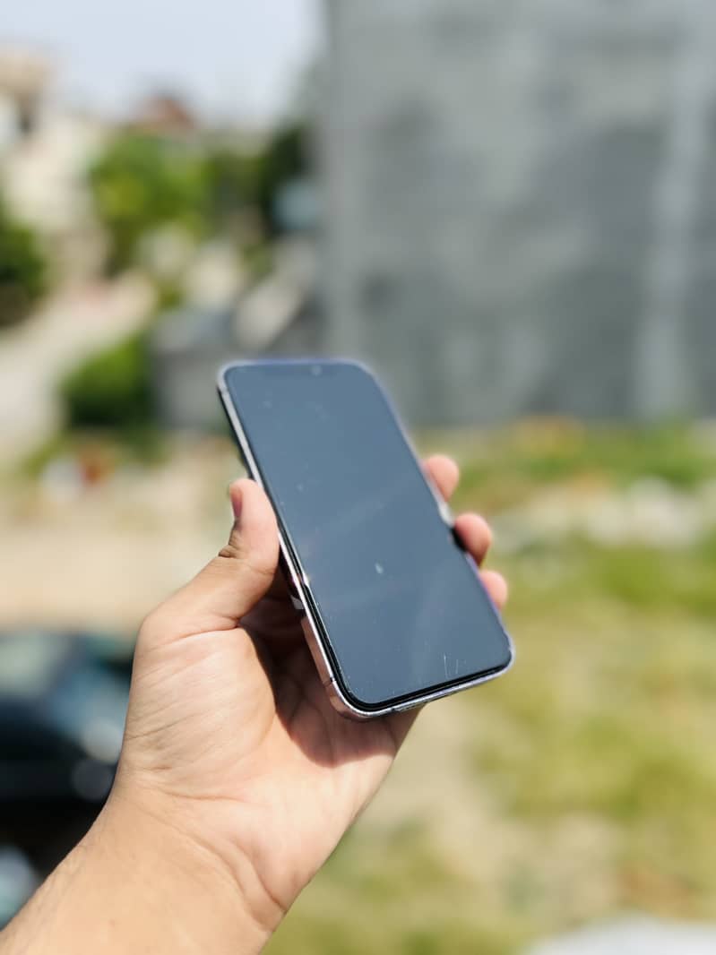 iPhone XR CONVERTED TO 13 PRO MAX EXCHANGE POSSIBLE 1