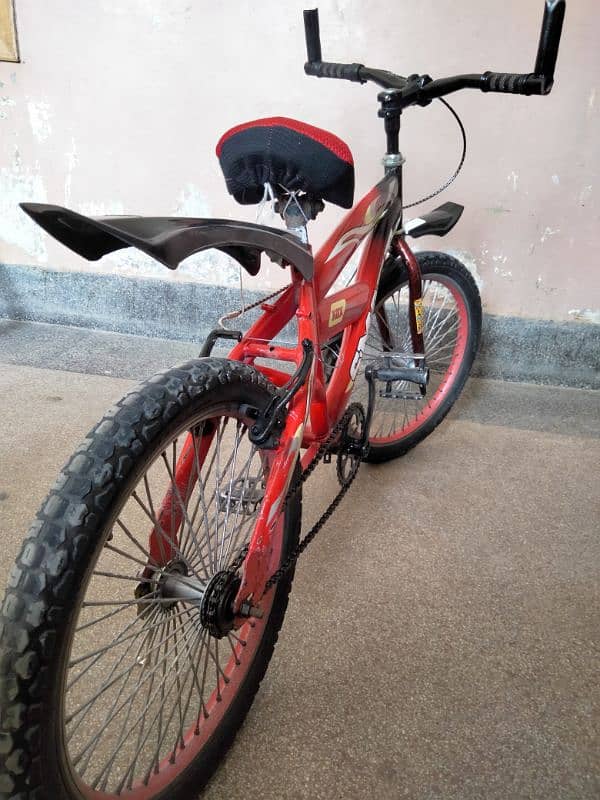 cycle in red color 2