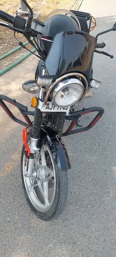 Suzki 150 GS SE