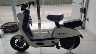 Ramza Z3 Electric Bikes , Electric Scooty,Electric Scooter 2025 Zero M