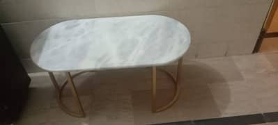 Table for sale 03239942071