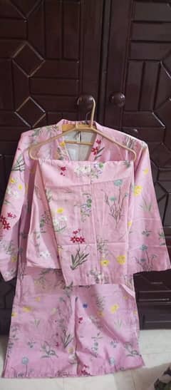 Branded Ladies M Size 2 piece only 2200 per Suit