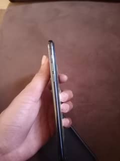 İ phone 11  pro max 64 Gb