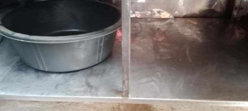 French fries counter & zinger hot plate 7