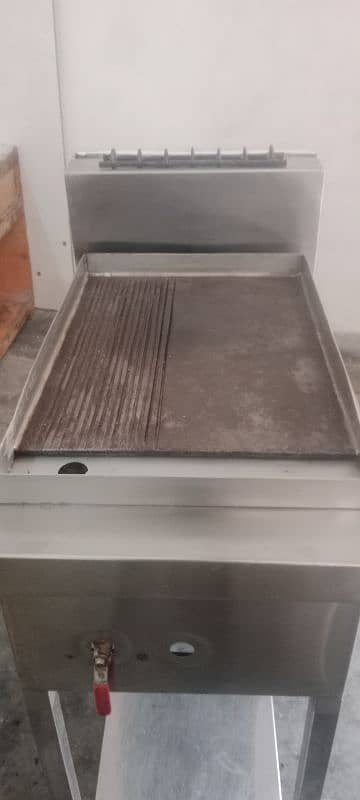 French fries counter & zinger hot plate 13