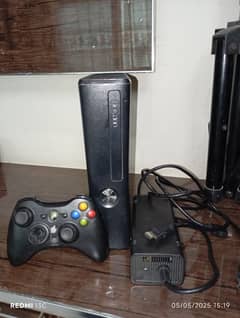 GAMING CONSOLE XBOX 360 unlimited games and SPACE