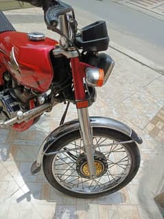 Honda 125 Lush Conditions For Sell 0304--48--24--898