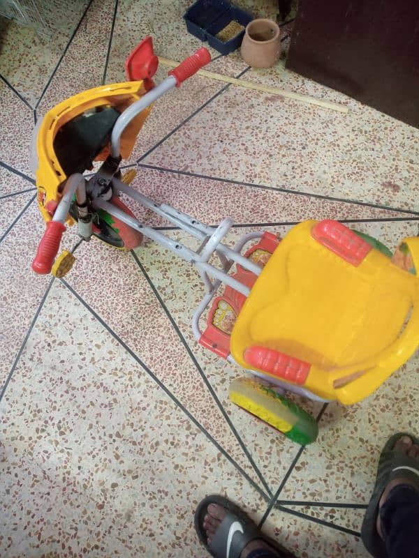 kids 3 tires cycle double seater front and back 0