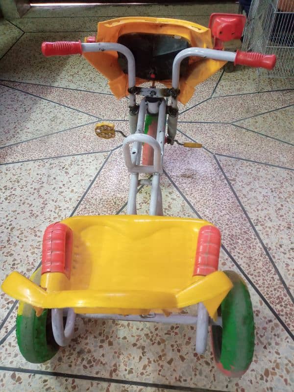 kids 3 tires cycle double seater front and back 4